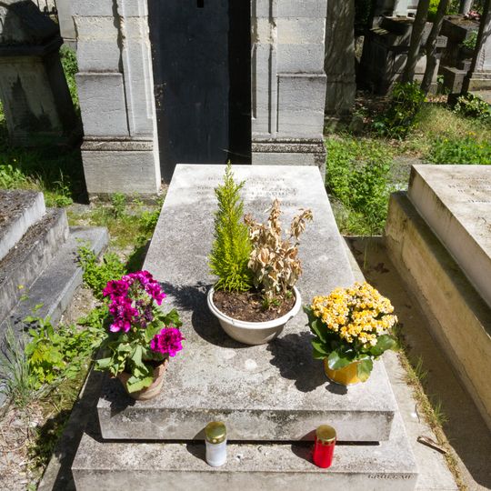Grave of Bernard Pézerat