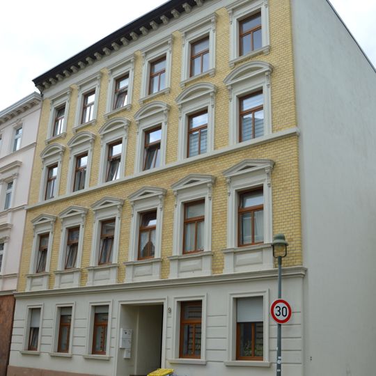 Braunschweiger Straße 9