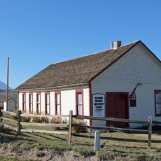 Missouri Heights School