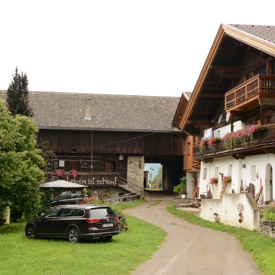 Wirtschaftsgebäude Unterpeterer 2