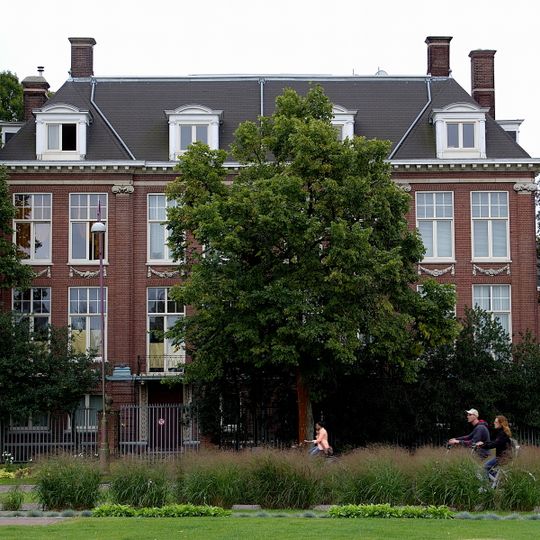 Museumplein 15, Amsterdam