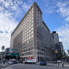 Holland Plaza Building