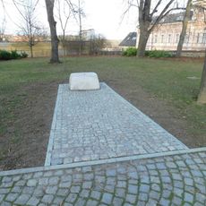 Pomník Jana Očka z Vlašimi u zámku ve Vlašimi