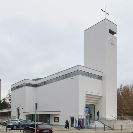 Church of Christ the Savior and community center Prague-Barrandov