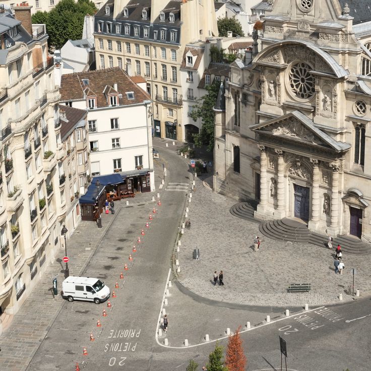Place Sainte-Geneviève