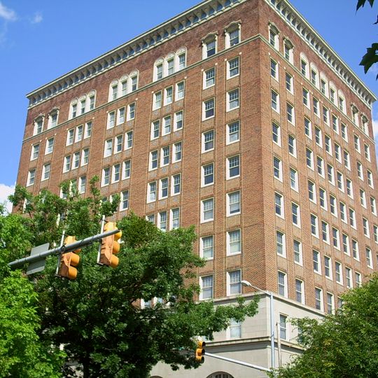 Lamar Hotel
