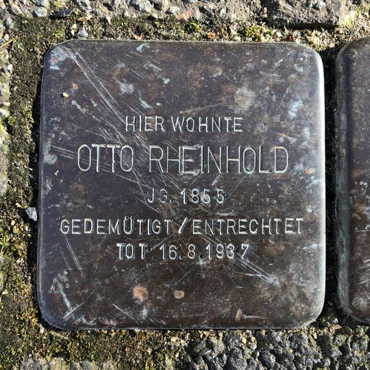 Stolperstein dedicated to Otto Rheinhold
