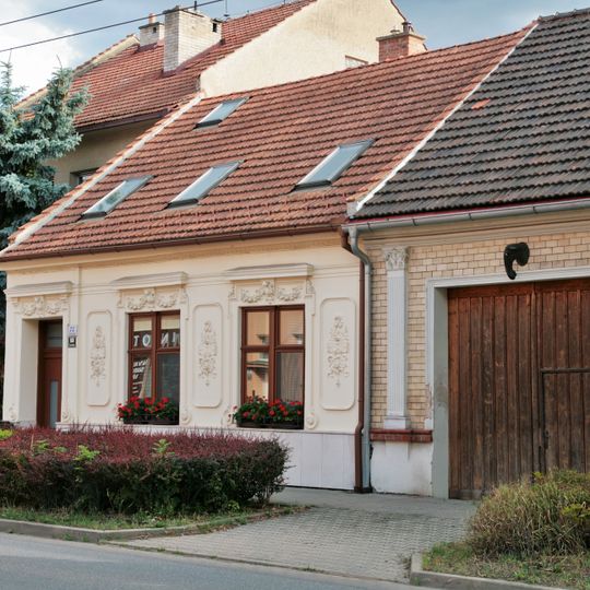 Veslařská 72