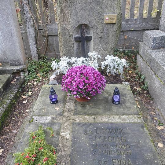 Cmentarz parafii Opatrzności Bożej w Wesołej