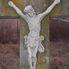 Kříž naproti hřbitovu v Soběchlebech