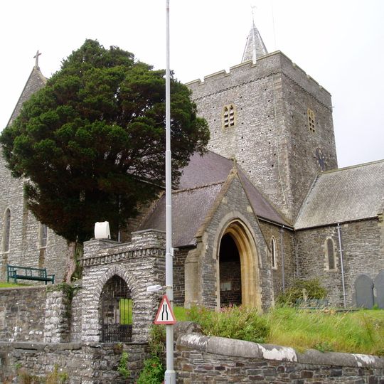 Churchyard gate to SW of Church of St Padarn