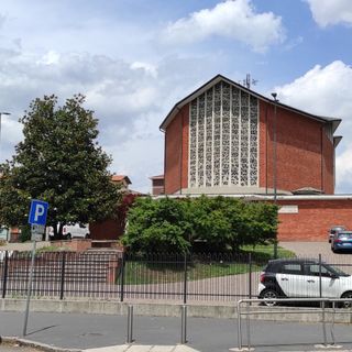Maria Regina Pacis Church