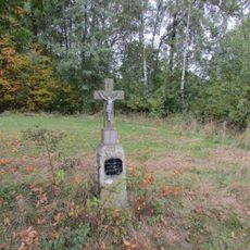 Kříž na jižním okraji Vratišova