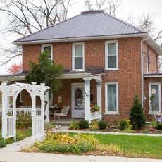 George W. and Mary J. Robinson House