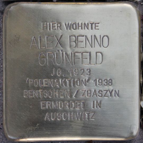 Stolperstein en memoria de Alex Benno Grünfeld