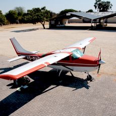 Mokuti Lodge Airport