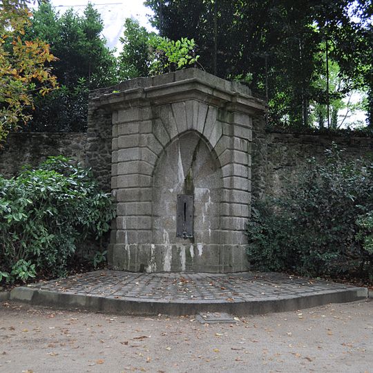 Fontaine des Trois Croix