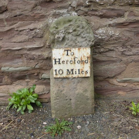 Milestone, opp. entrance to Stoke Lacy church