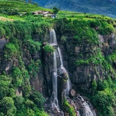 Gerandi Ella Waterfall