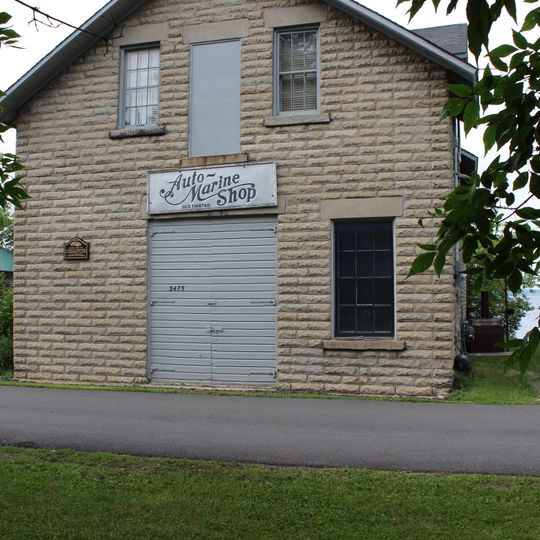 Finstad's Auto Marine Shop