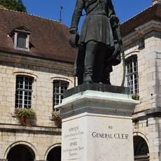Monument au Général Cler