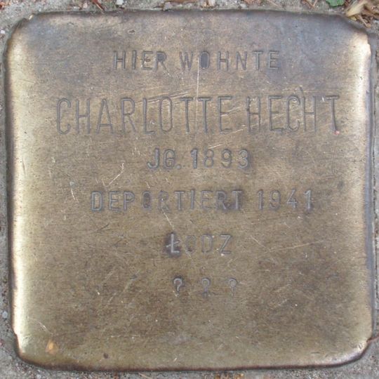 Stolperstein dedicated to Charlotte Hecht