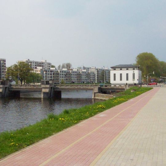 Nábřeží 1. máje