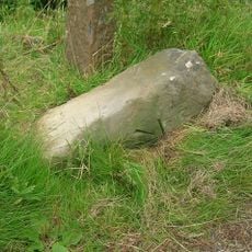 Milestone, ExYW ½ mile S of bridge over R Rawthey