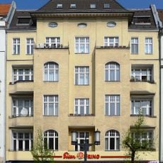 Mietshaus , Läden Kaiserdamm 17