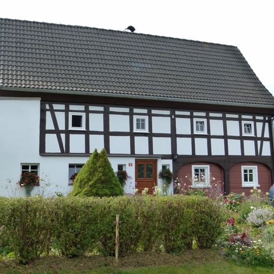 Hirschfelder Straße 12