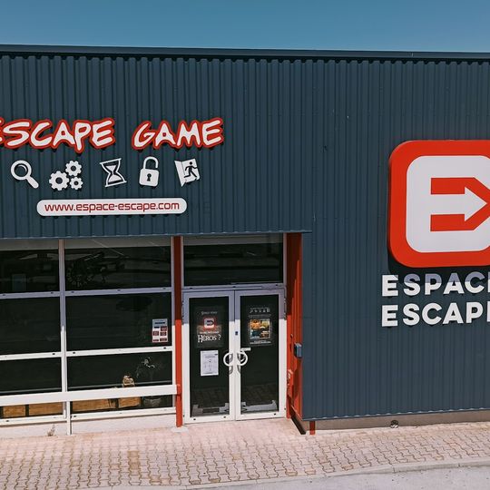 ESPACE Escape