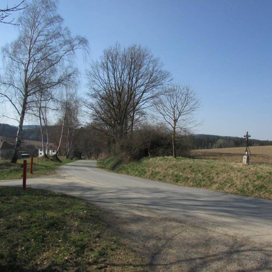 Kříž východně od Čakovic