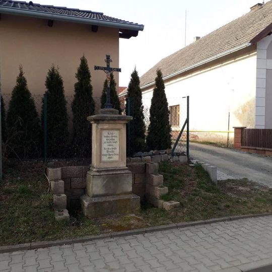Obecní kříž v Horní Bělé