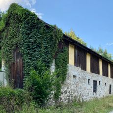 Stall- und Wirtschaftsgebäude