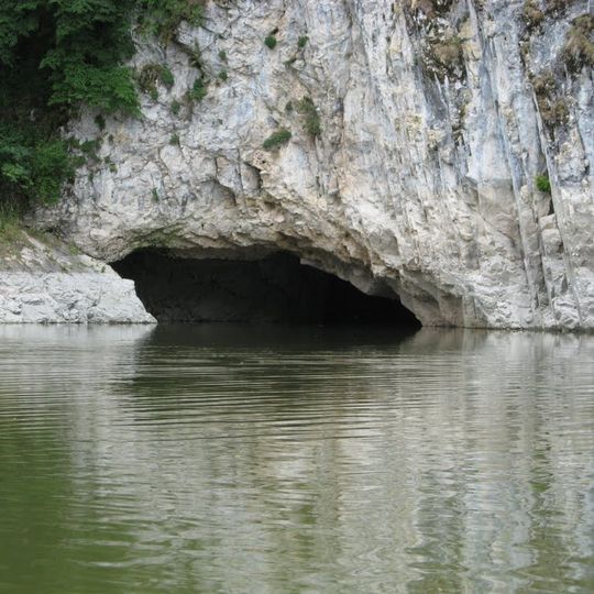Ušačka-Höhle