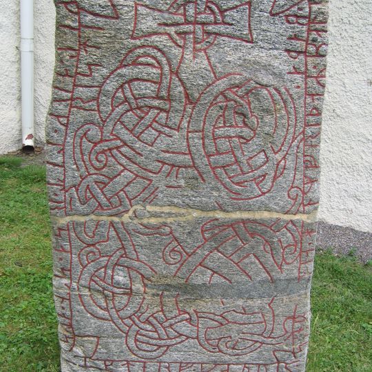 Uppland Runic Inscription 647
