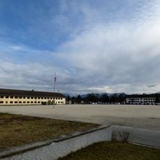 Khevenhüllerkaserne Exerzierplatz