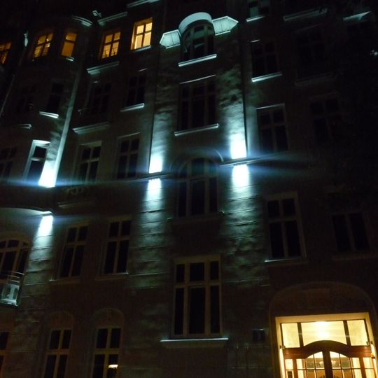 3 Flory Street in Warsaw