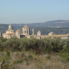 Parte del Valle del Monasterio de Poblet Entorno del monasterio de Poblet)''