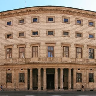 Palais Massimo alle Colonne