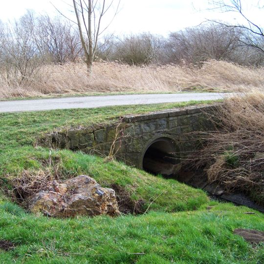 Bridge over the Dalejský potok in Krteň