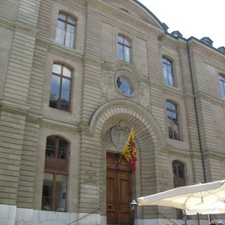 Palais de Justice (ehemaliges Spital)