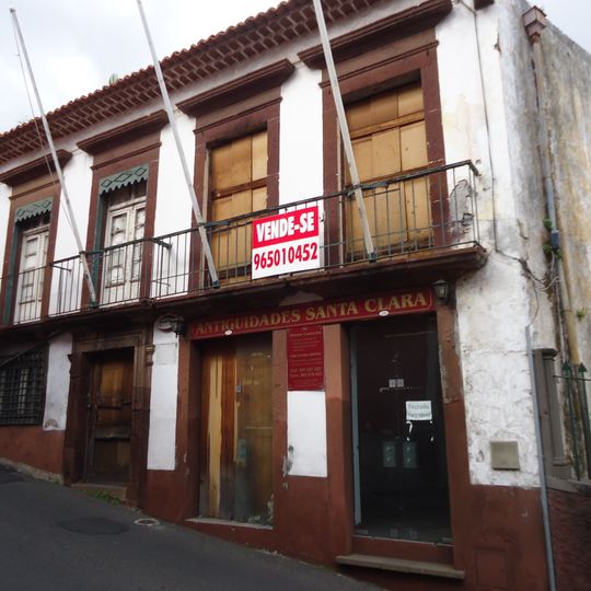 Edifício na calçada de Santa Clara, n.º 26