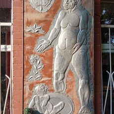 Relief sculpture