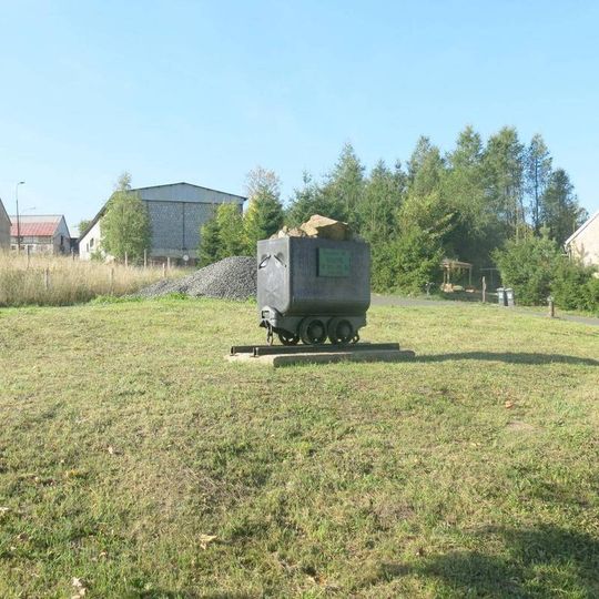 Pomník fluoritového dolu v Moldavě