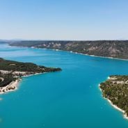 Europese meren buiten de toeristenpaden: Alpen, Schotland, IJsland