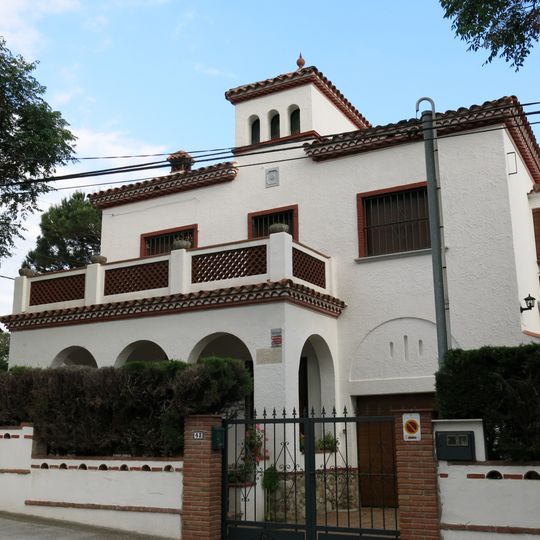 Casa Dolors Llaveria