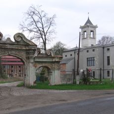 Galowice Palace