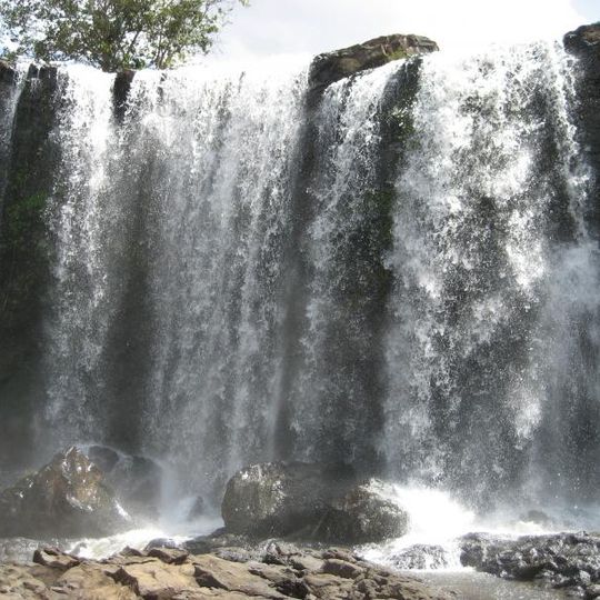 Bou Sra Waterfall