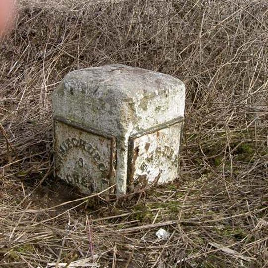 Milestone On A34 At Approximately Ngr 461 526